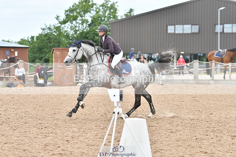 240609A-143232-06215 - Cls 19 Snr Foxhunter and 1.20m Open