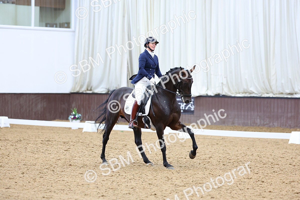 SBM_018709 - Class 17 - AM91 - 15.54-16.58