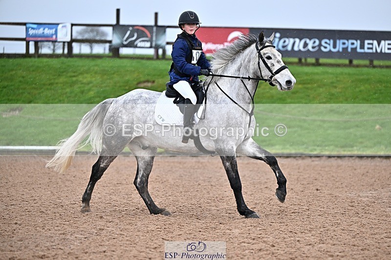 260208-130235-01259 - Cls 18 Clear Round 50cm