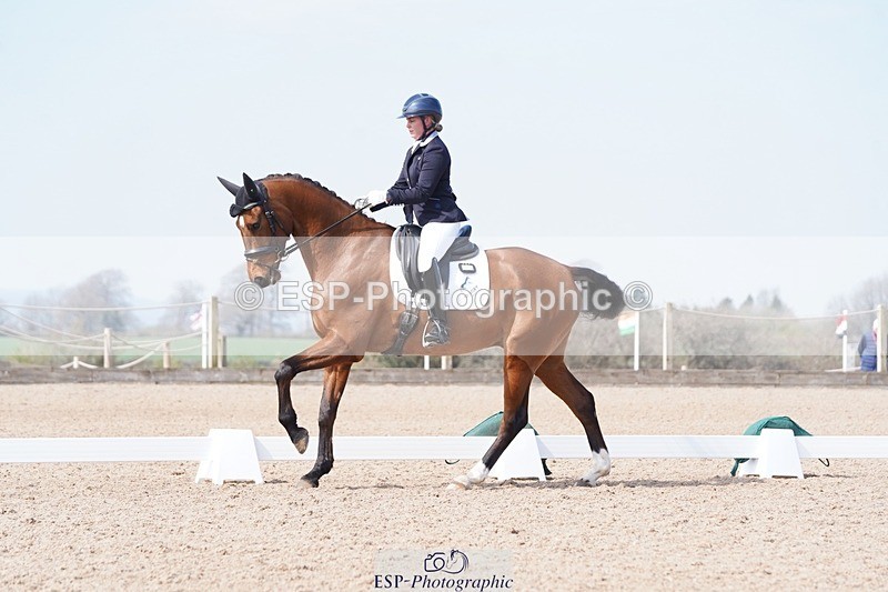 250403-124316-01952 - 036-Abbie.Newbury-Seagry.Viceroy