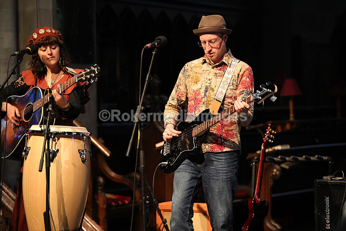 FOLK N BLUES-271 - FOLK and BLUES SEPT 2022