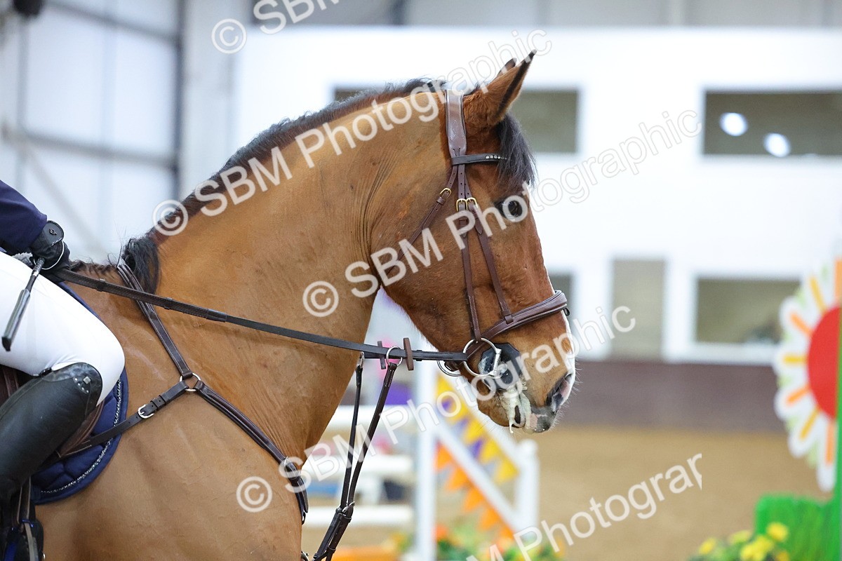 1I0A4774 - Class 9 - Senior Newcomers/ 1.10m Open