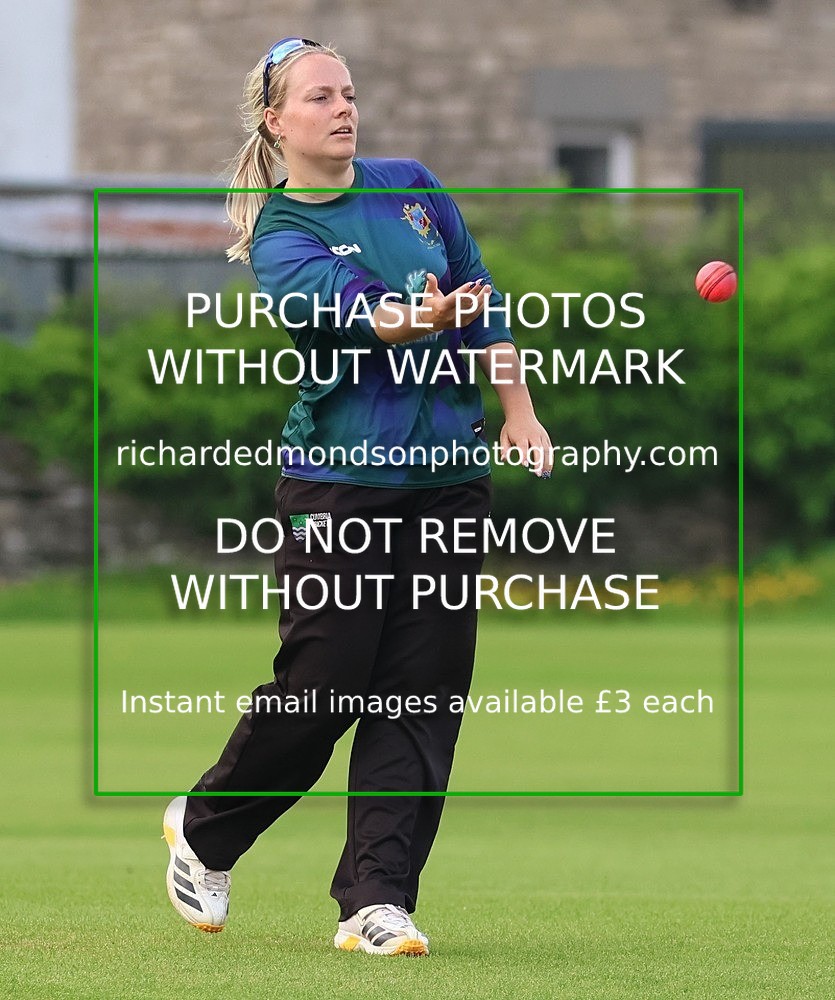 533A5435 - Kendal Cricket Women & Girls vs Carnforth Cricket Women & Girls (28/5/26)