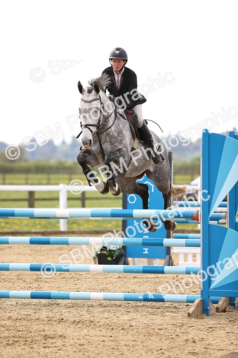 SBM_002471 - Class 11 - Senior newcomers - 1.10m