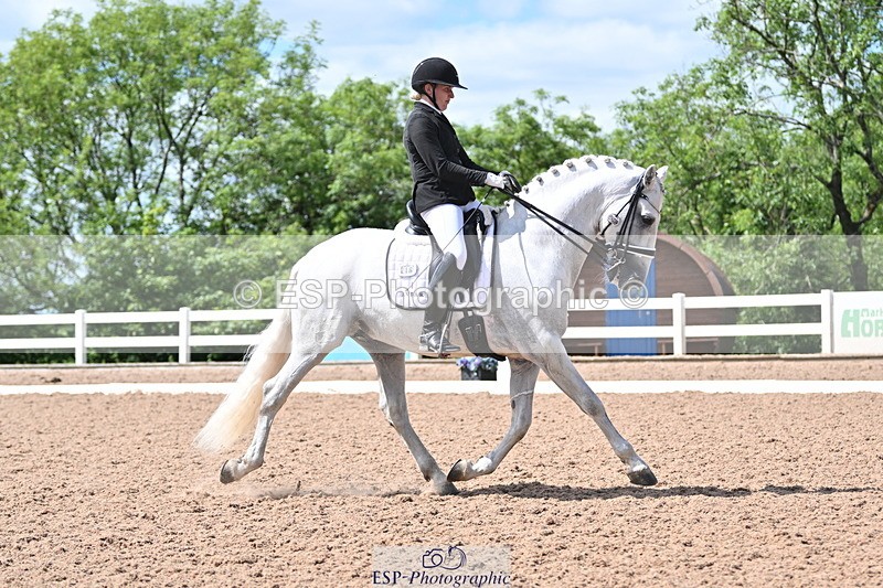 240622A-153102-12440 - Cls 35 BD Adv Medium 91