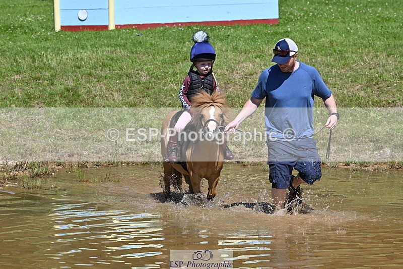 240728B-111450-01257 - Gemma's Group XC