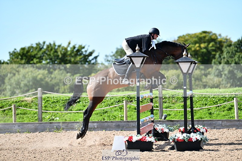 240914A-131759-07222 - Cls 15-S Snr Foxhunter