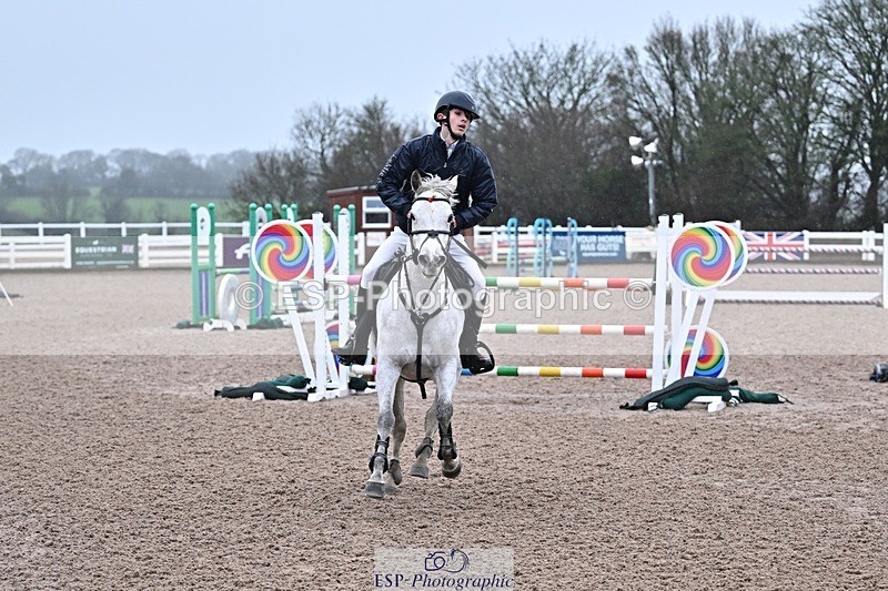 260118-140304-00366 - Cls 14 Pony Newcomers & 1m Open & Pony Fox 1.10m