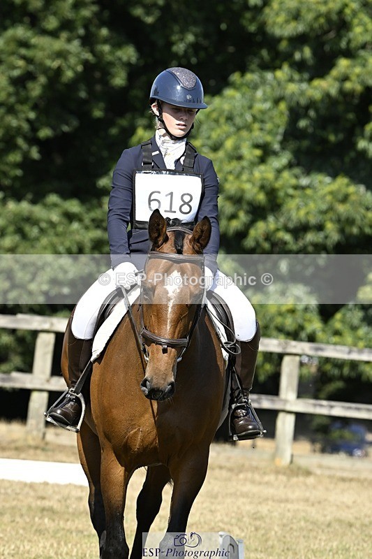 250822A-103122-20277 - DR 10.00 to 11.00