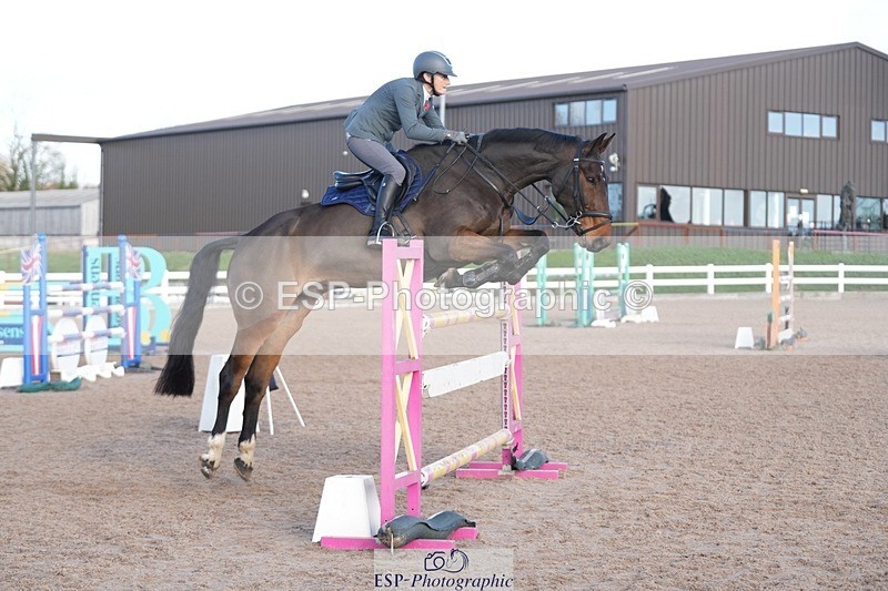 251108-124954-02578 - Cls 13 Foxhunter and 1.20m Open