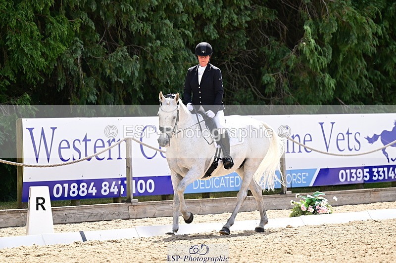 260802A-121813-06173 - Novice Silver break- end
