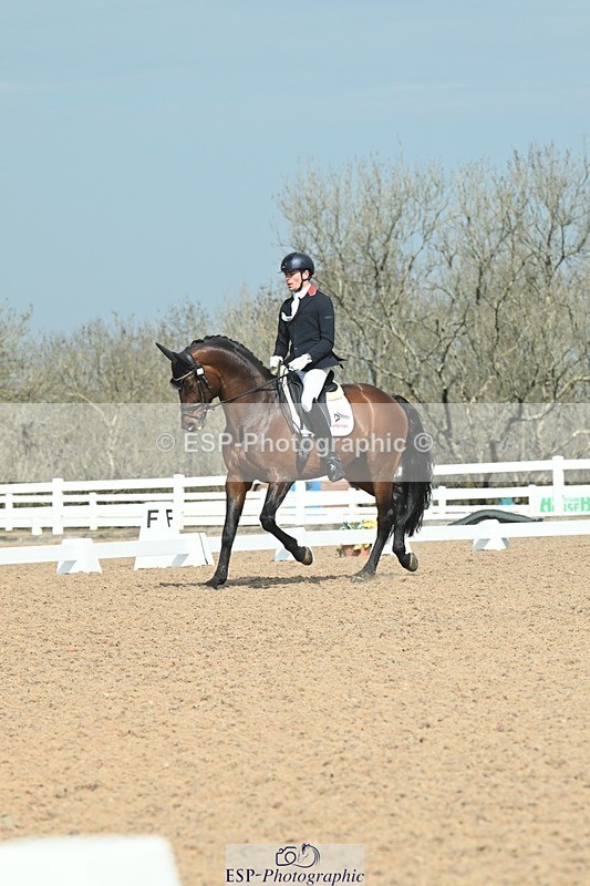 250403-104037-01530 - 048-Angus.Corrie-Deane-Maigret.VD.Watermolen