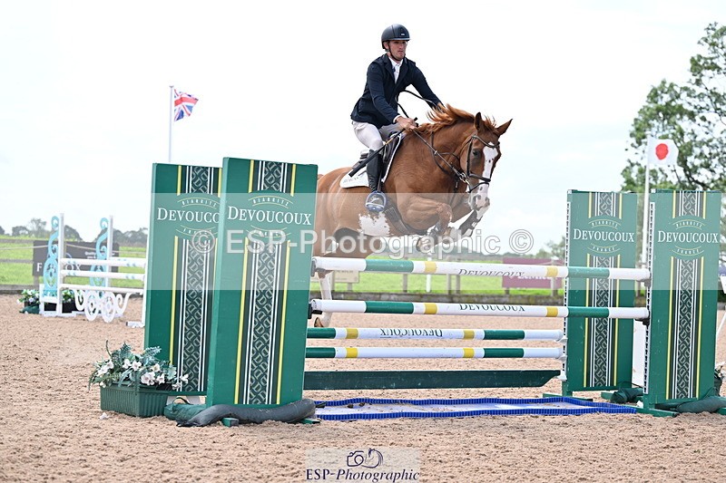 240726A-135747-01557 - Cls 3 Snr Foxhunter