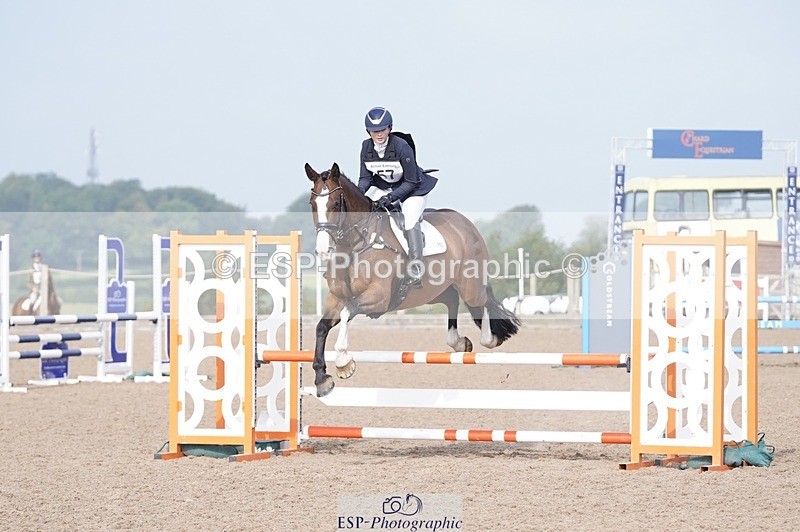 240831A-102212-00241 - 057-Bella.Balian-BEECHWOOD.JOEY