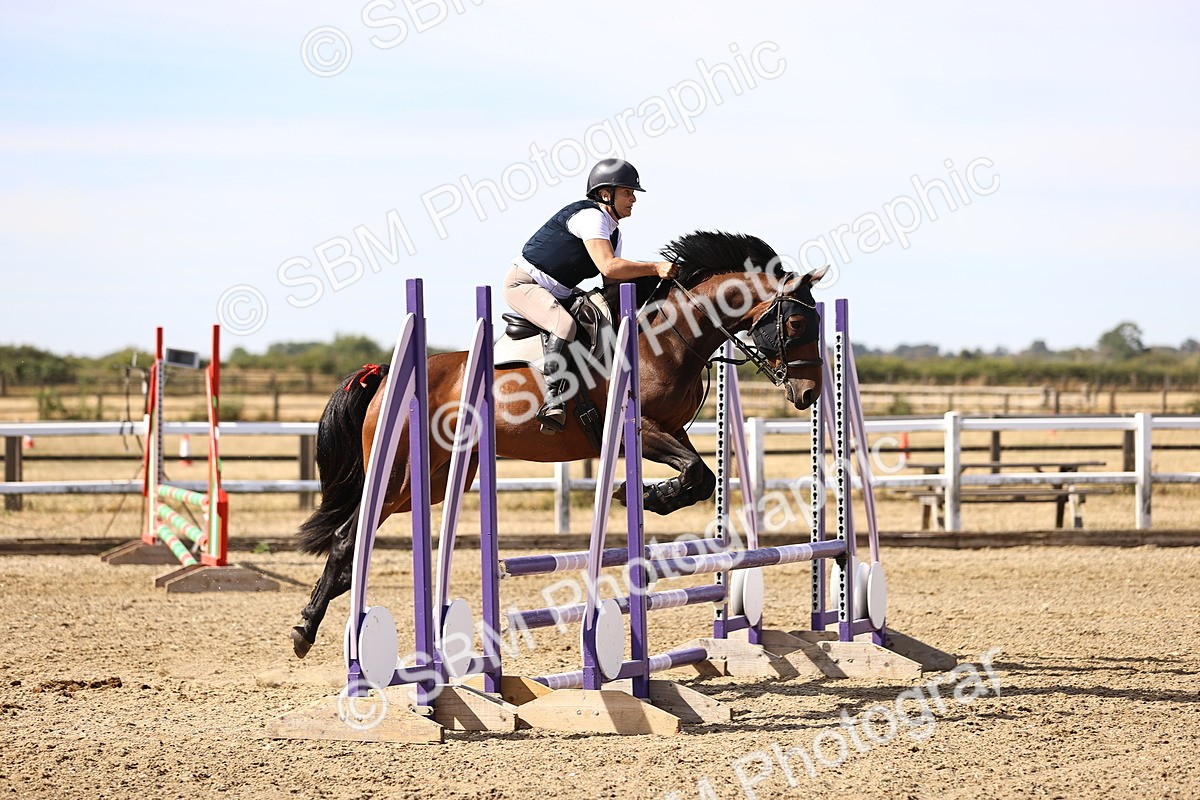 SBM_000127 - Class 1 - Clear Round
