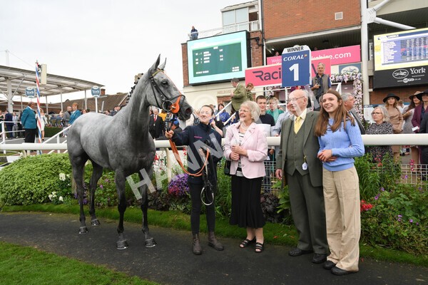 yr09102021r6-43 - Race 6 4.25pm Coral Best Odds Guaranteed Handicap