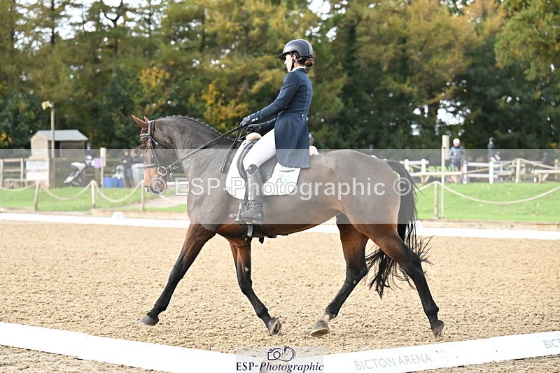 251023A-104418-01526 - B-131-Gemma.Gurvidi