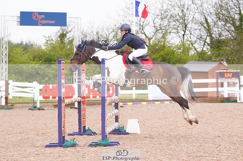 240505A-132212-06049 - Cls 18 & 19 Club & Schools 90cm