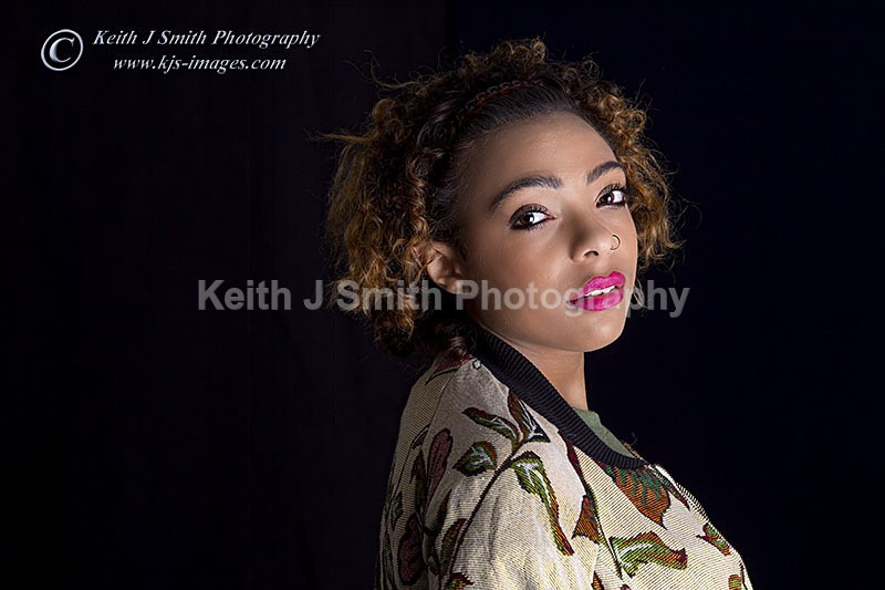 0KJS0848 - Portraiture