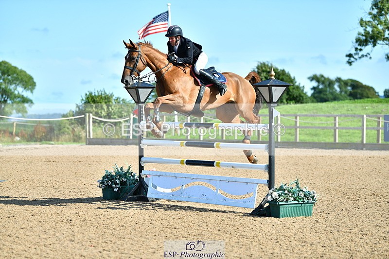 230723A-170929-13778 - Cls 8, 2 Star Medium 1.35m