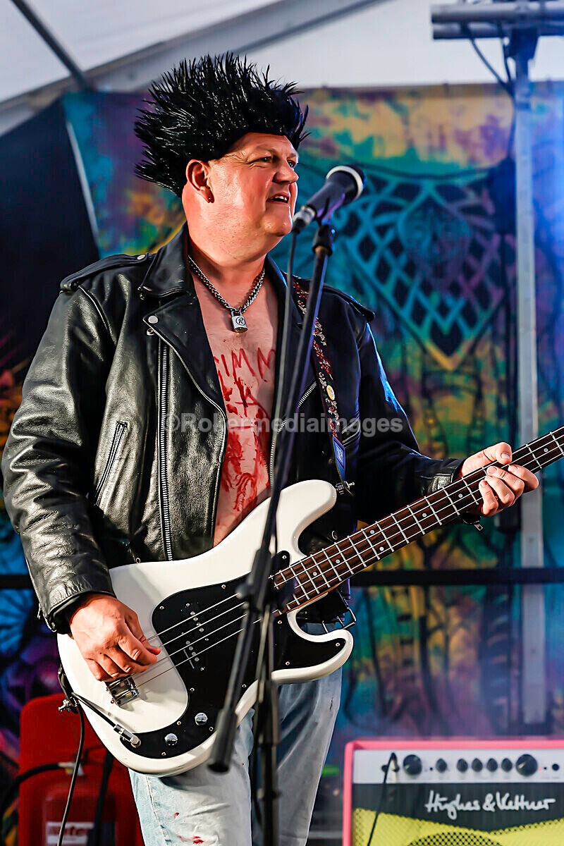 Sunday-423 - MINETY 2025