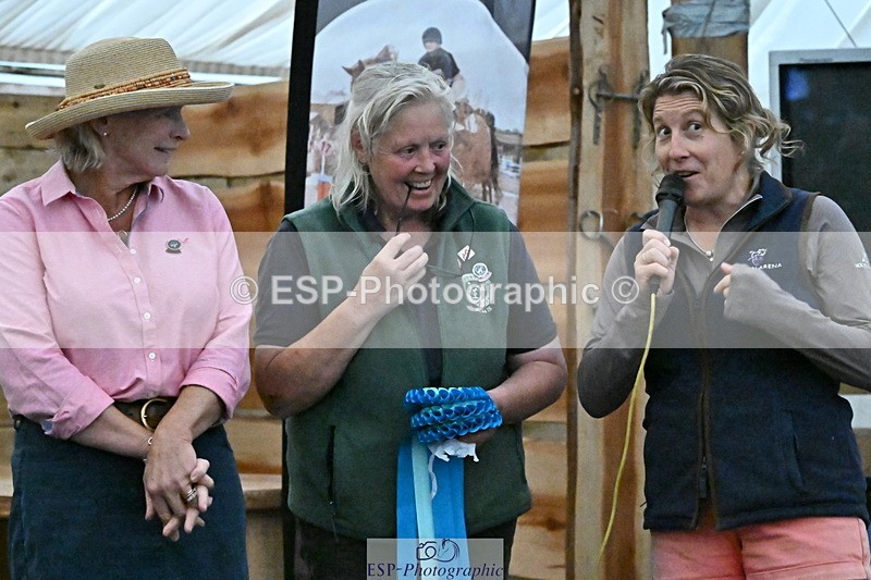 260828A-180219-23440 - All Showjumping Presentations