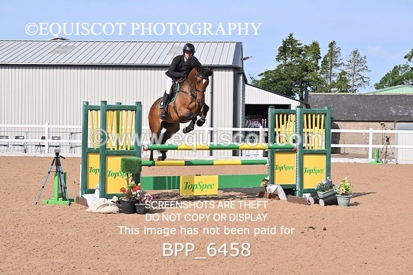 BPP_6458 - CLASS 12 FRI Redpost Equestrian Senior Foxhunter/1.20m Open
