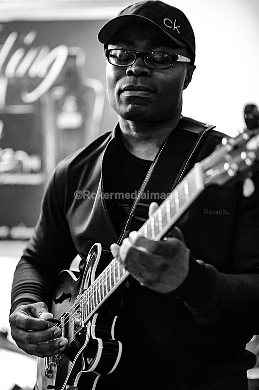 KC_018 - Kim Cypher Band