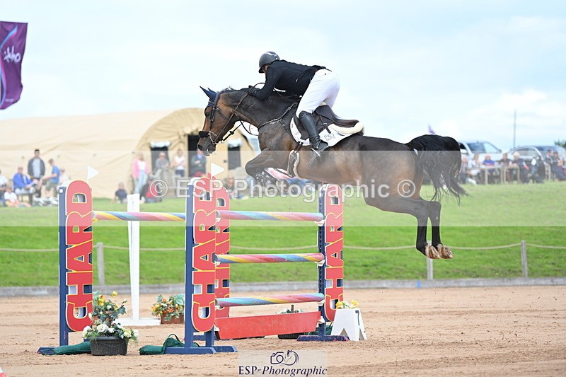 230721A-151851-07170 - Cls 10, 2 Star Big 1.45m Start to break