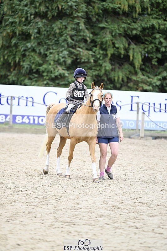 250820A-125419-06748 - Round 1, Start to 1.30pm Break