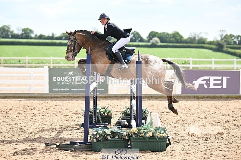 250504-155740-03854 - Cls 25 Winter-Summer