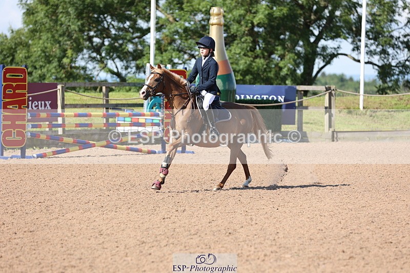 240714A-092513-01554 - Cls 1&2 128cm 10yrs & 70cm Open