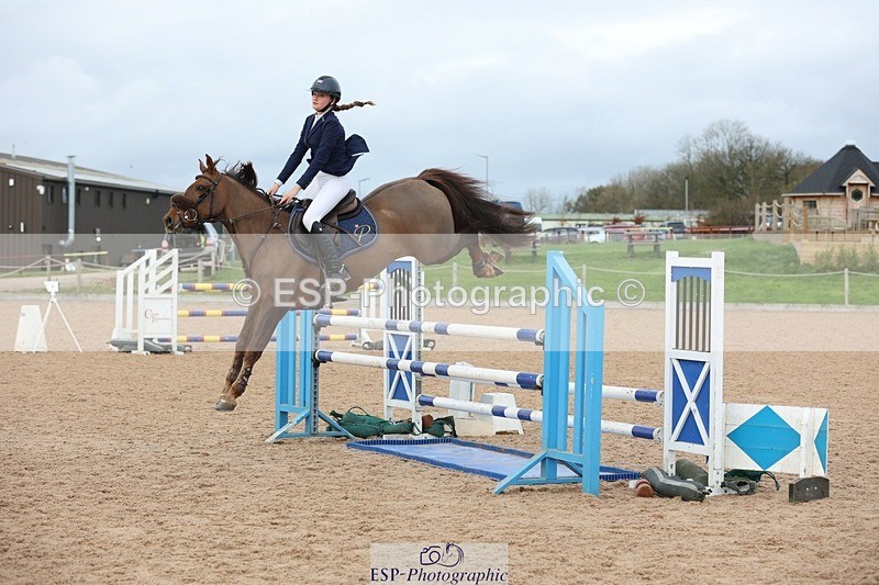 241117X-142318-04941 - Cls 37s 138cm