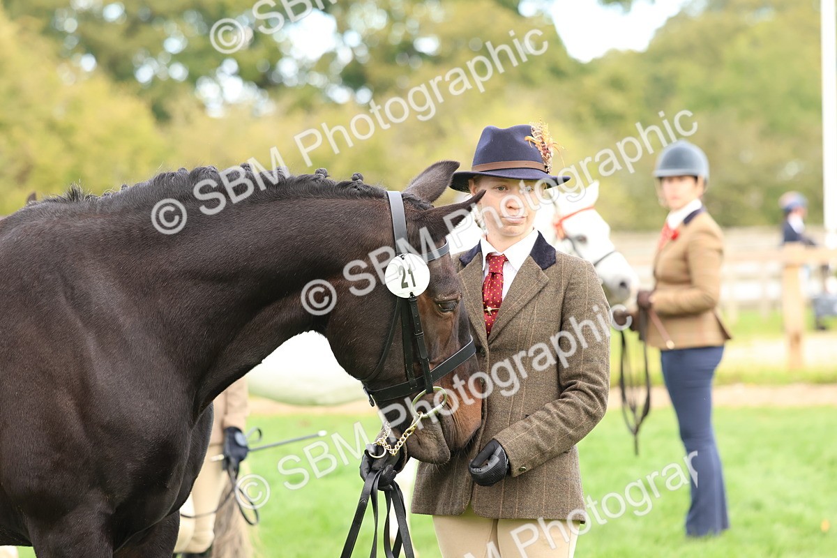 SBM_40748 - S25 -  Veteran In Hand