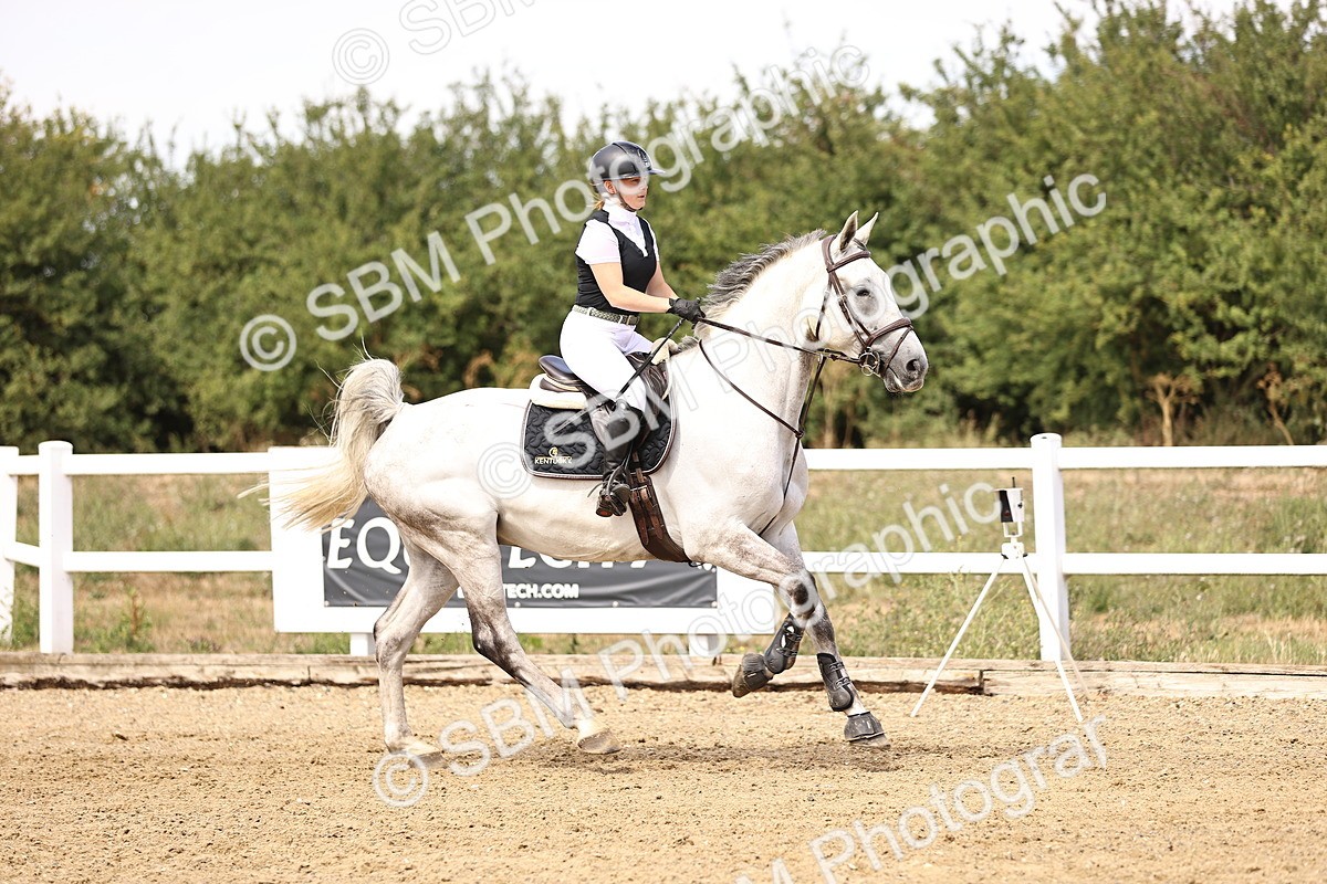 SBM_001222 - Class 4 - Senior Discovery - 1.00m Open