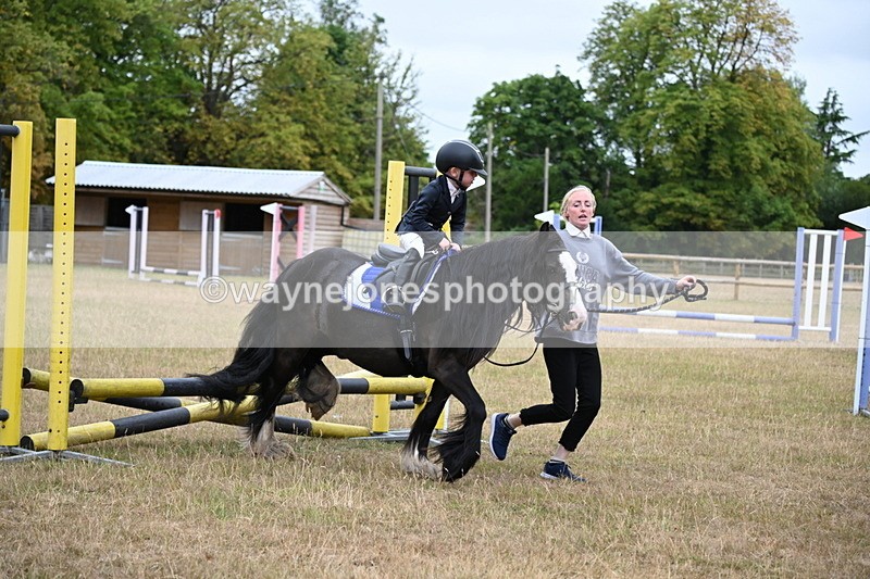 WJ6_9565 - Class 12 Minimus Jumping 45cm