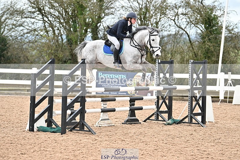 240309A-125141-01025 - Cls 8 Pony Newcomers and 1m Open