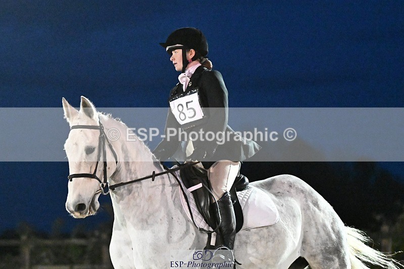 231105-171601-04640 - Cls 5 Novice 27 17.00 to End