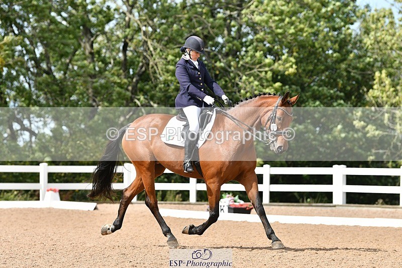 250906-133256-02907 - 127-Kathryn.LittleQuietly.Does.It