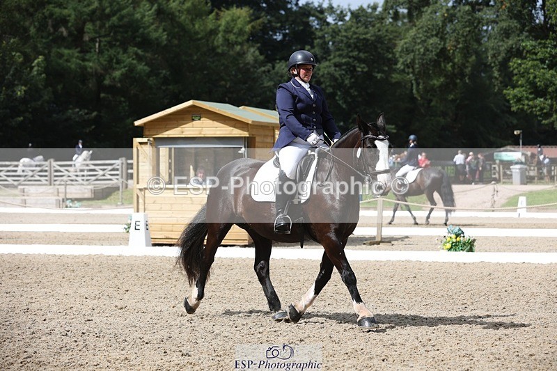 230812-111817-03727 - Cls 5 Novice Bronze 11.15 to 12.50 break