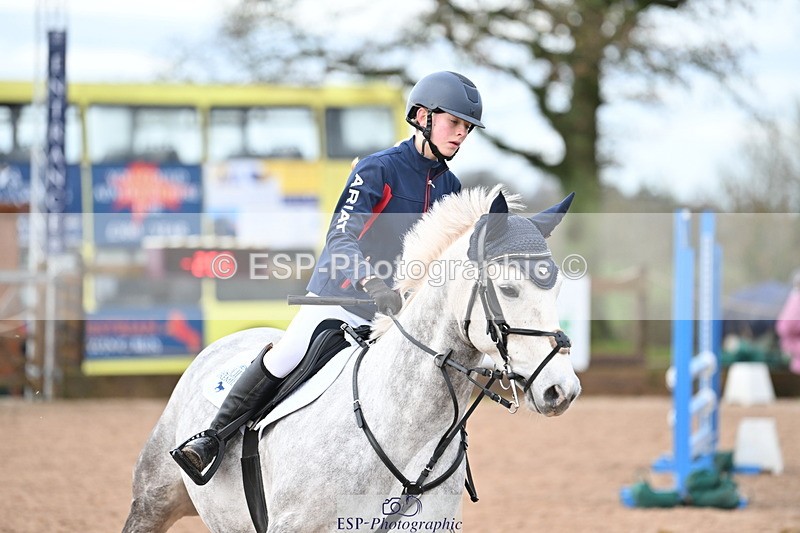 231203A-112321-00805 - Cls 16+17 Club and Schools 80cm