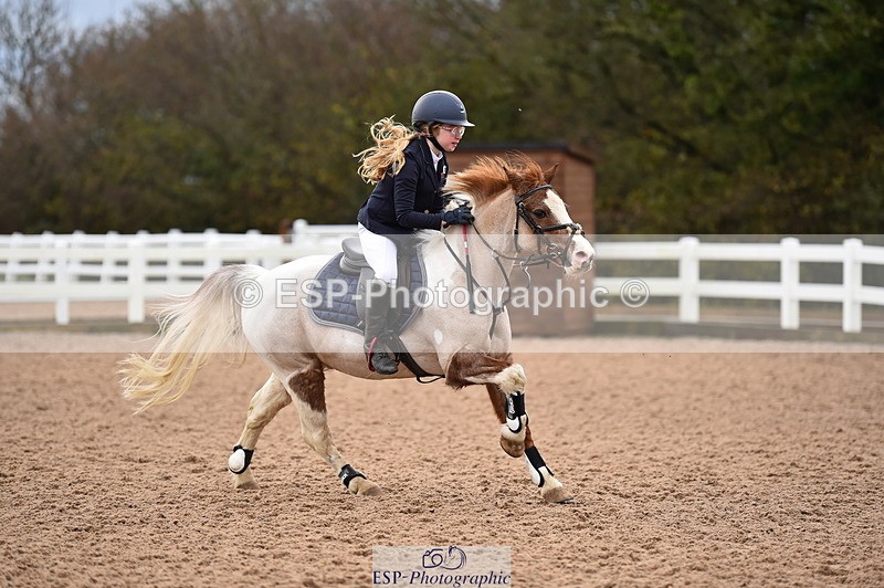 231203A-094012-00036 - Cls 1 Intro 70cm