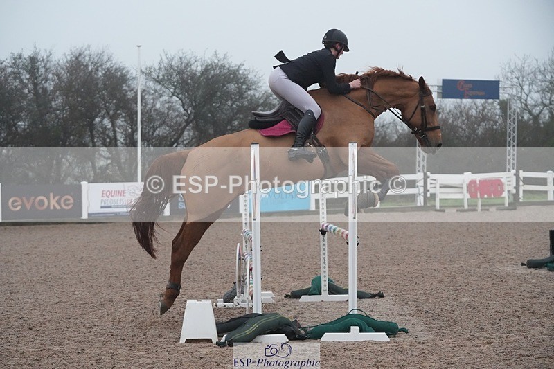 251207-093216-01448 - Cls 16 Blue Chip Winter Qualifier and 90cm