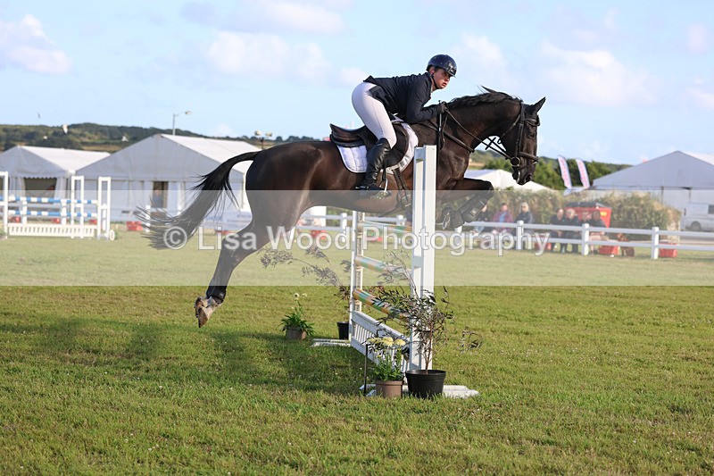 3E7A4781 - Class C1: Showjumping Senior Newcomers/1.10m open