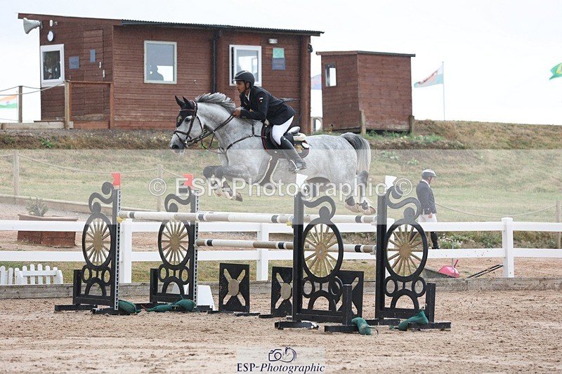 250717-135638-05678 - Cls 1, 3 Star Small Tour Start to Break