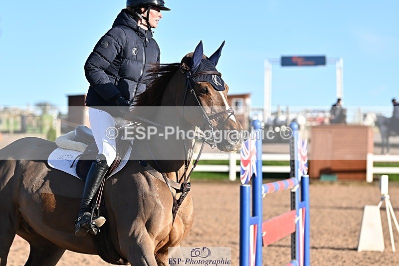 241120X-135308-00634 - Cls 05A&B Snr Fox & 120 Open