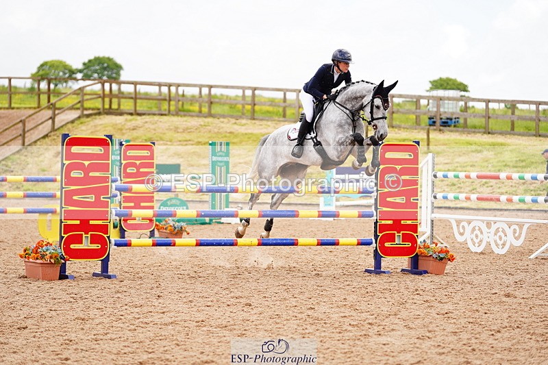 240526A-121304-07988 - Cls 26 Chard Equ 1.05m and 1.10m Grand Prix