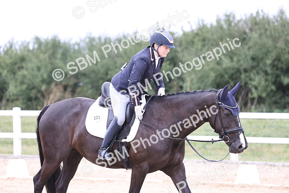 SBM_017596 - Class 14 - Novice 23 - 13.52-14.55