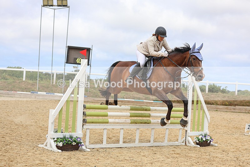 3E7A4634 - Class 4: Senior British Novice/90cm open