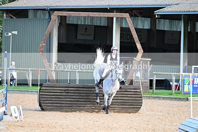 WJ7_6232 - Time 16:55 to 17:11